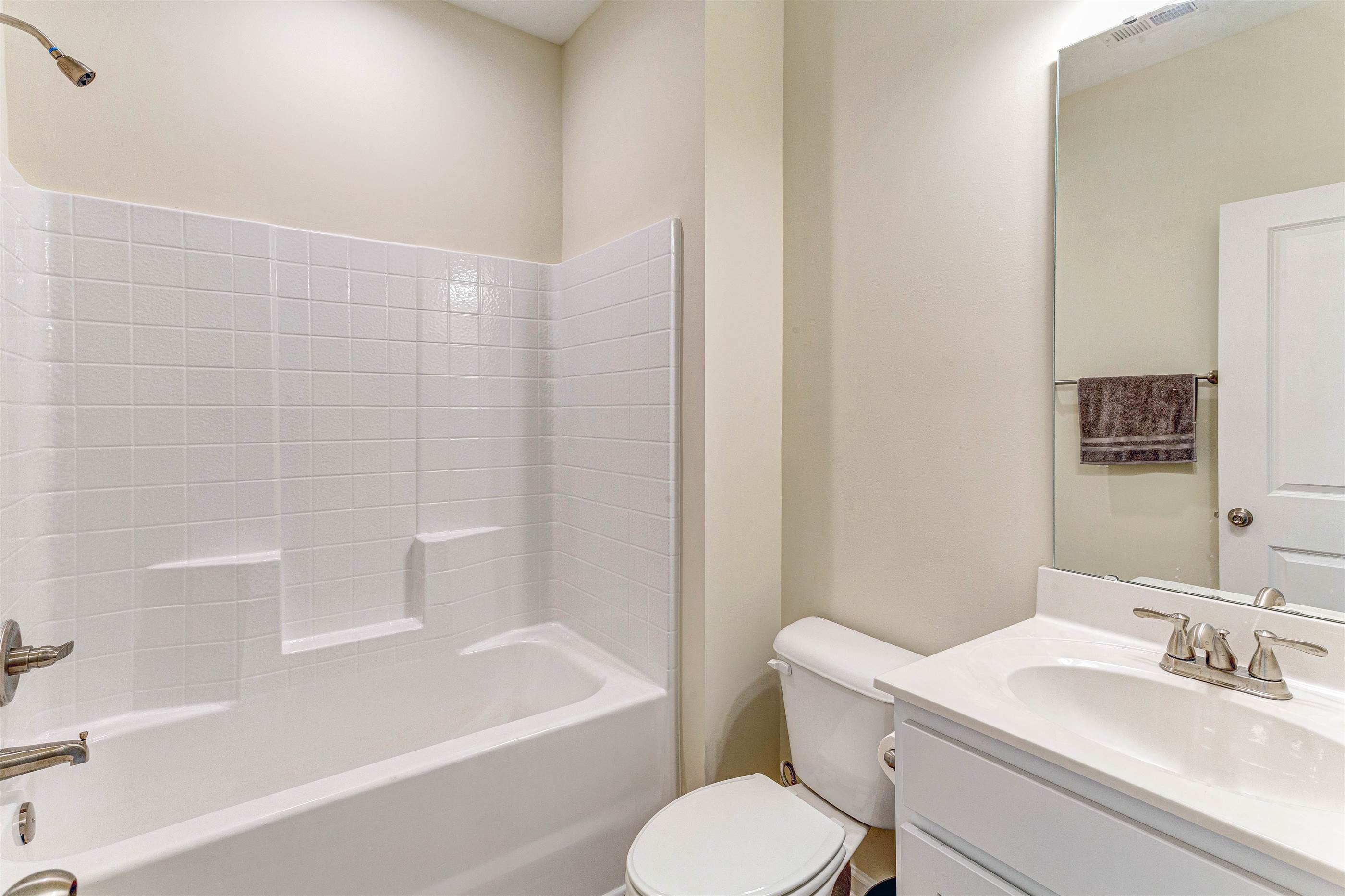 135 Southern Place, Lillington, NC 27546