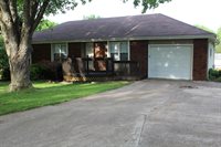 302 N Pinewood Avenue, Republic, MO 65738