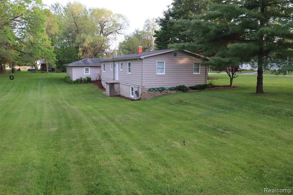 165 West Orchard Street, Perry, MI 48872