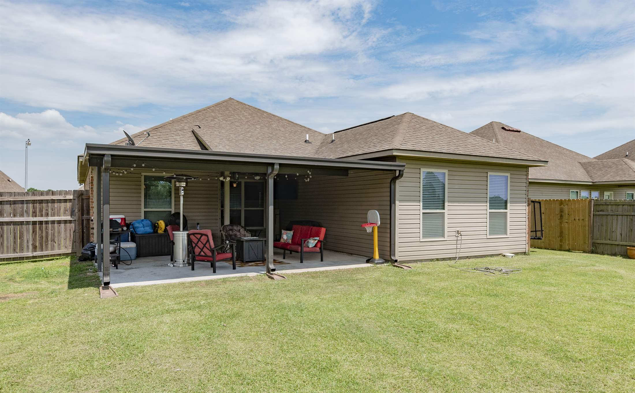 225 Broland Dr., Duson, LA 70592