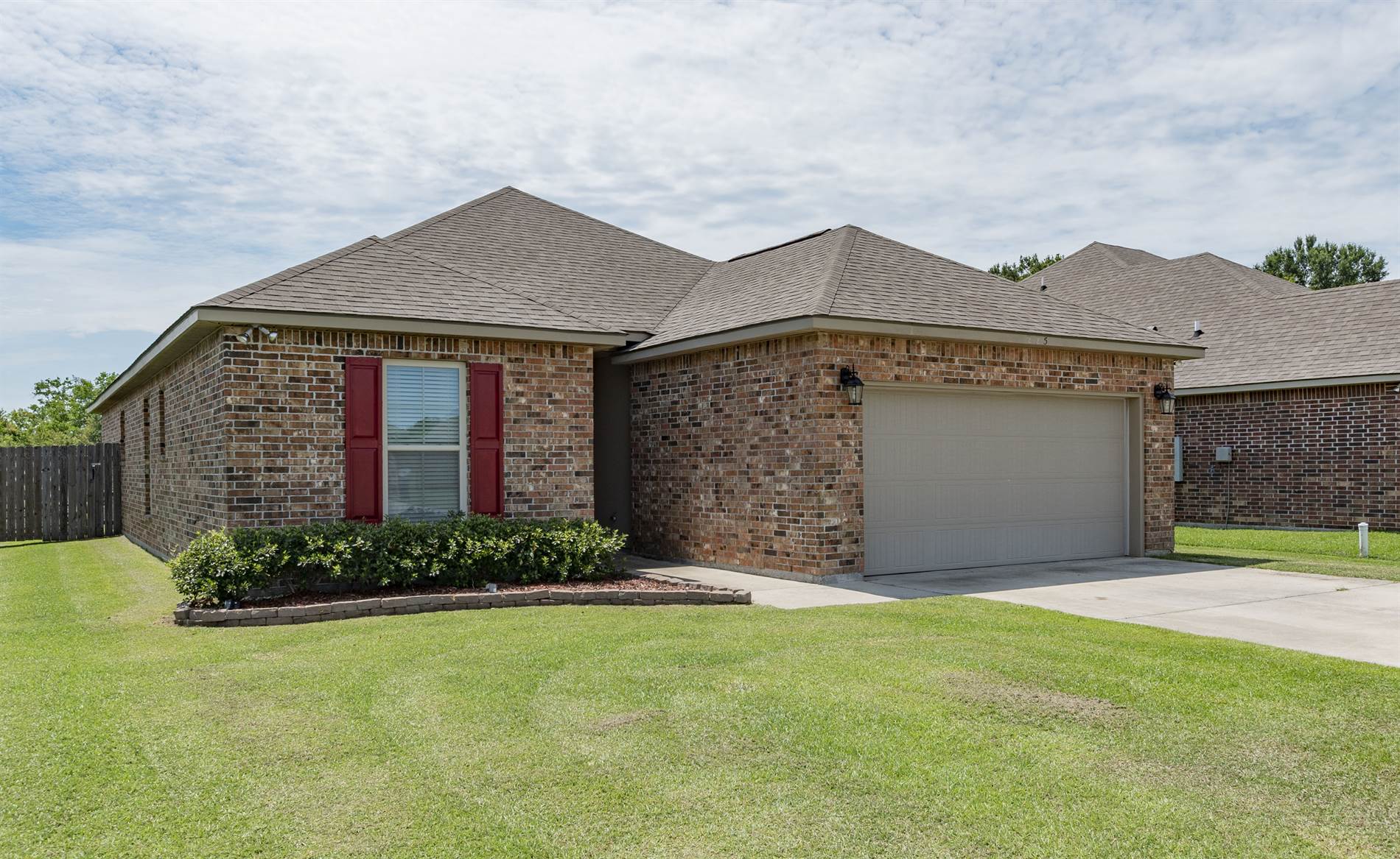 225 Broland Dr., Duson, LA 70592