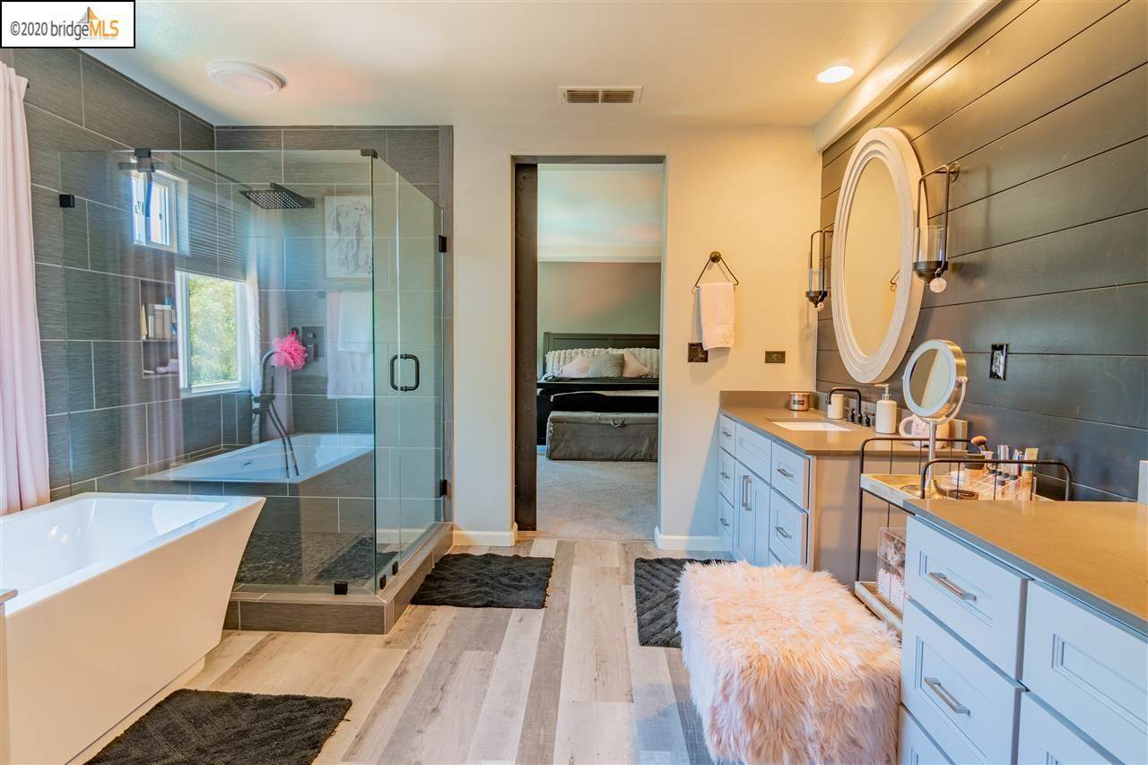 2364 Cambridge Dr, Discovery Bay, CA 94505
