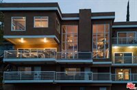 21565 Arcos Drive, Woodland Hills, CA 91364