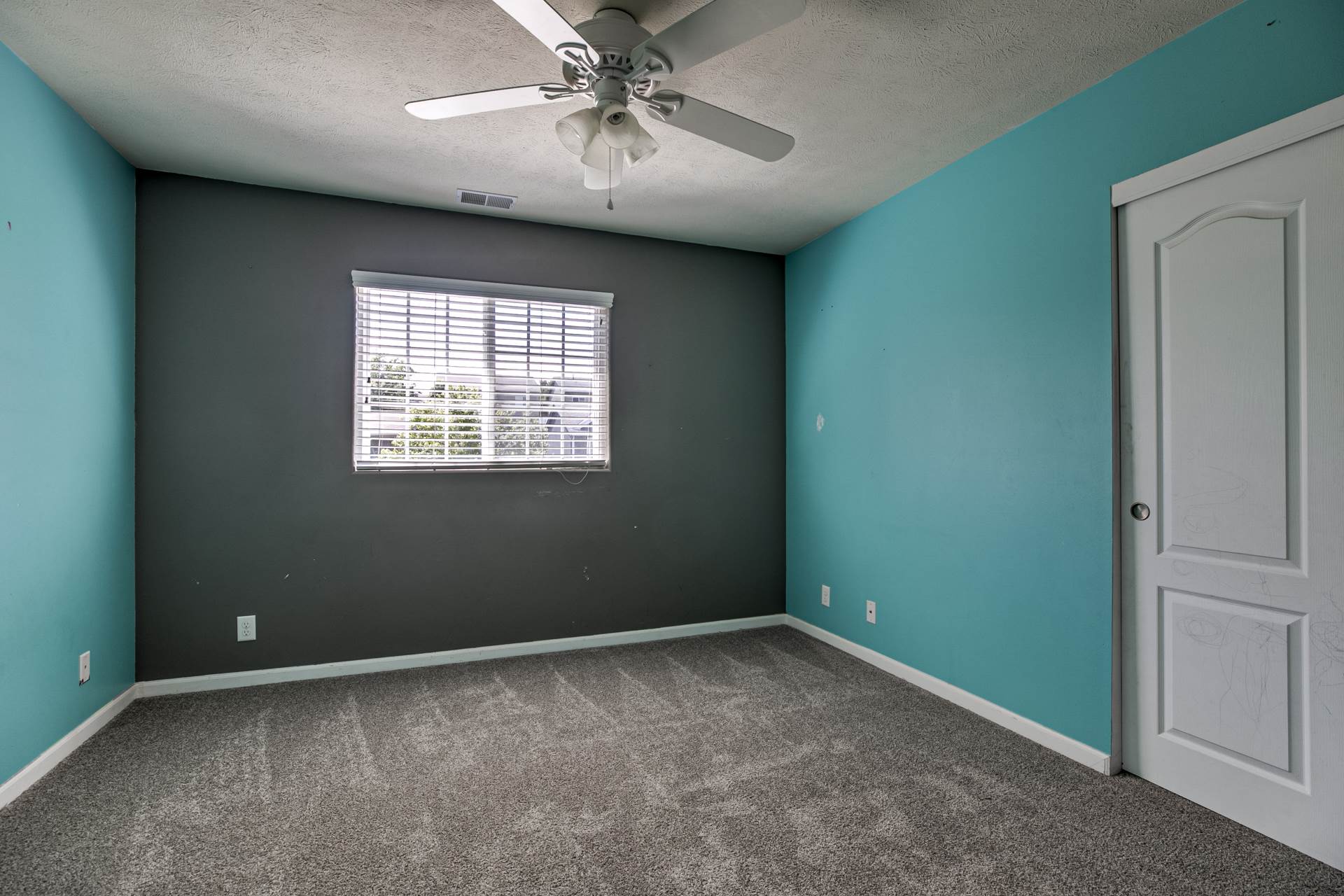 6019 S 191 Street, Omaha, NE 68138