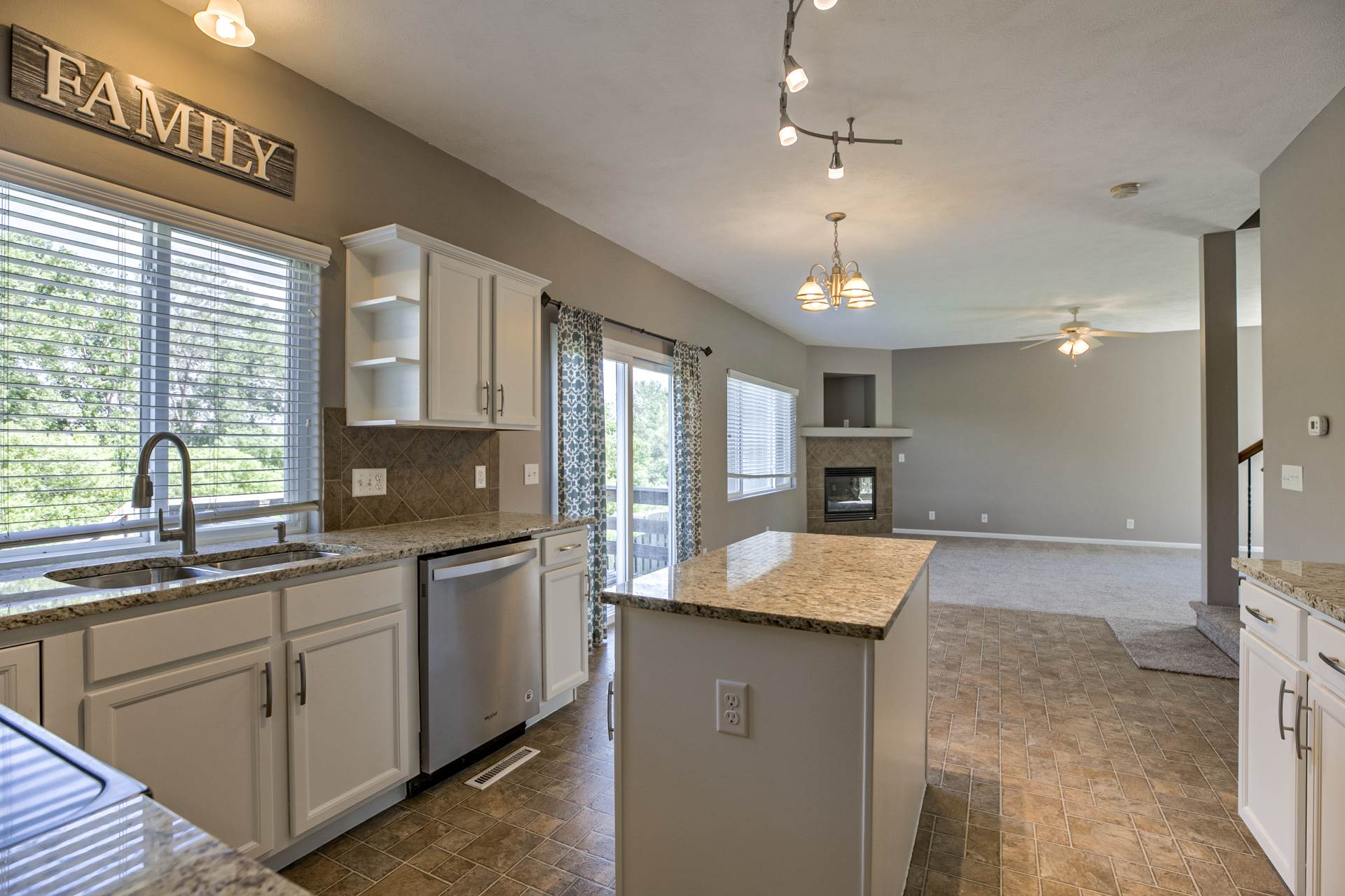 6019 S 191 Street, Omaha, NE 68138