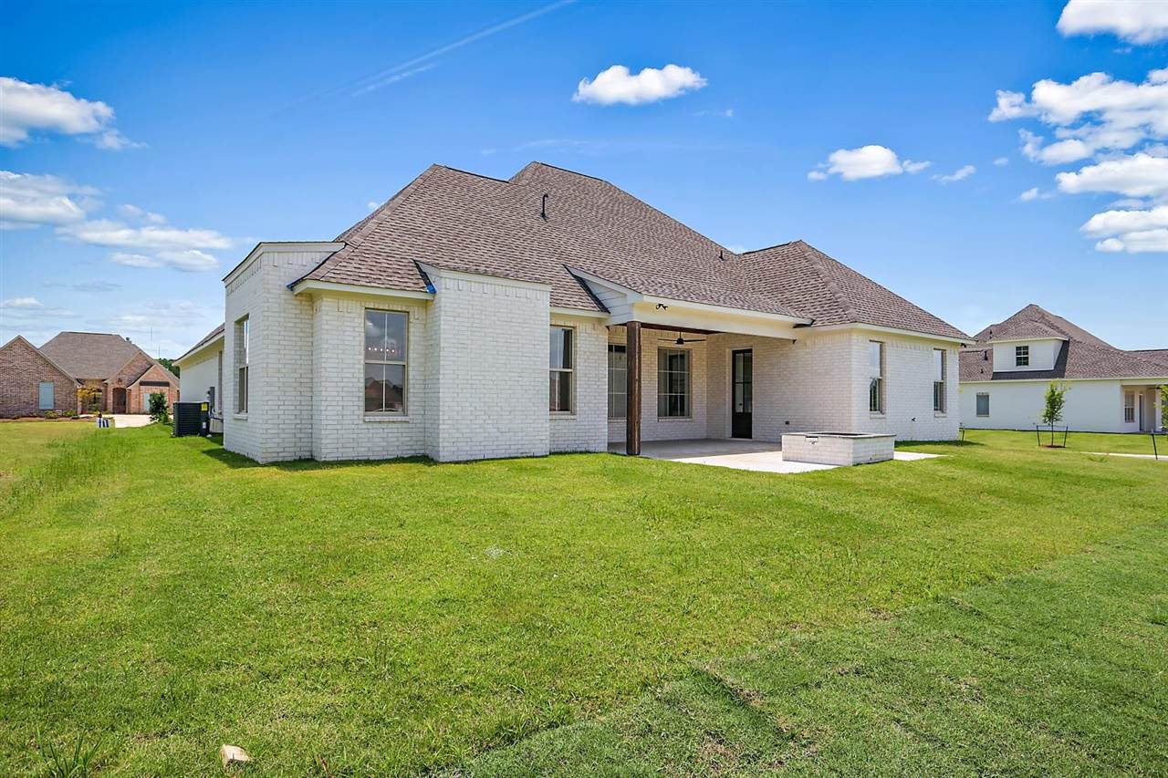 206 Reservoir Way, Brandon, MS 39047