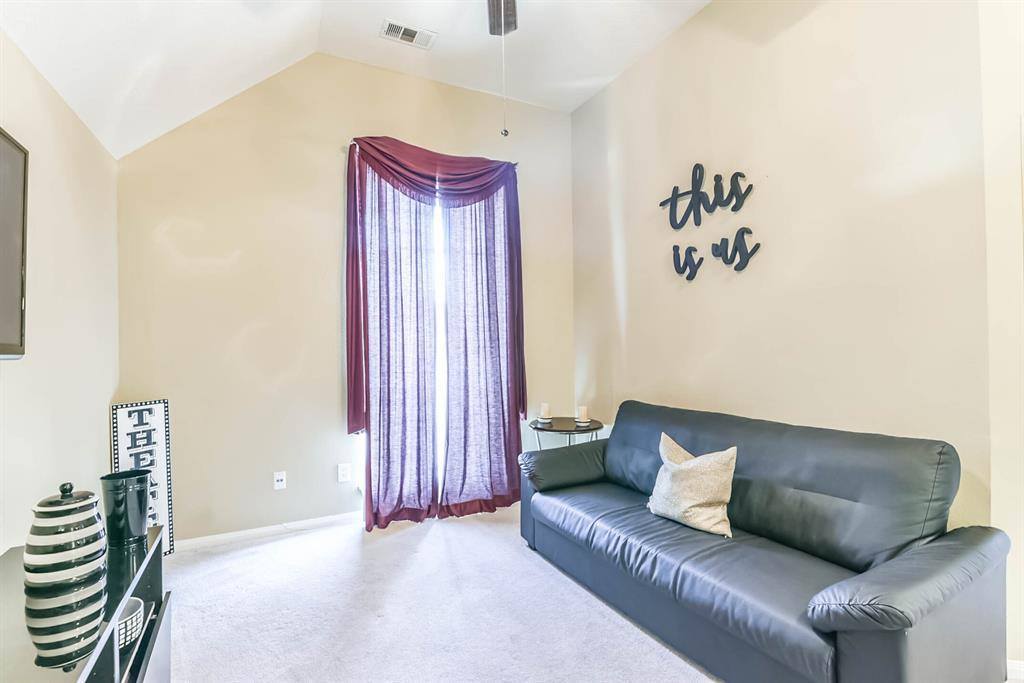 1915 Laurel Brook Lane, Houston, TX 77014