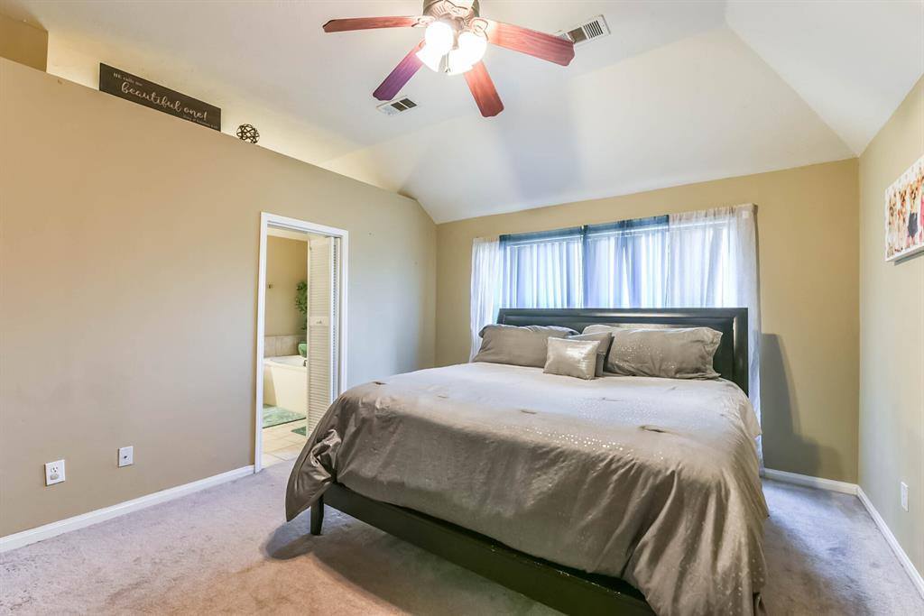 1915 Laurel Brook Lane, Houston, TX 77014