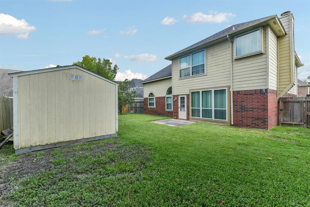 1915 Laurel Brook Lane, Houston, TX 77014