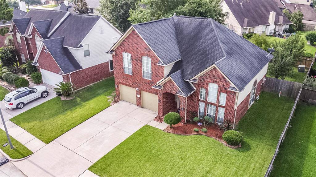 1915 Laurel Brook Lane, Houston, TX 77014