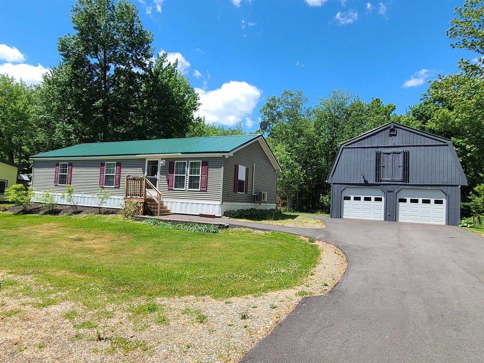 2540 Essex Street, Orono, ME 04473