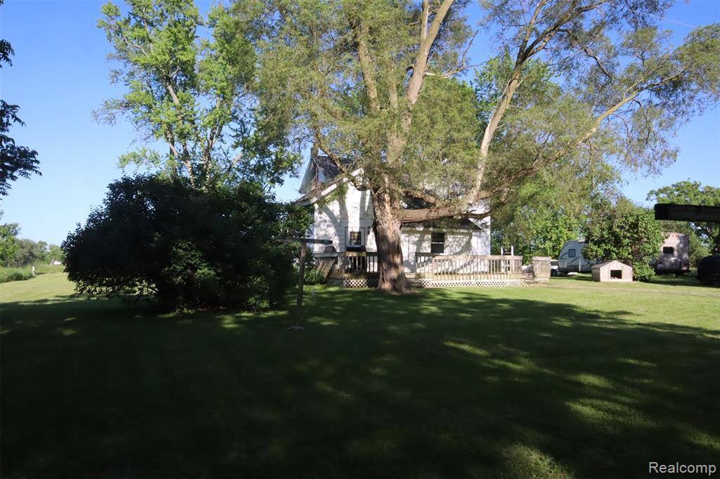 11921 Stow Road, Conway Township, MI 48872