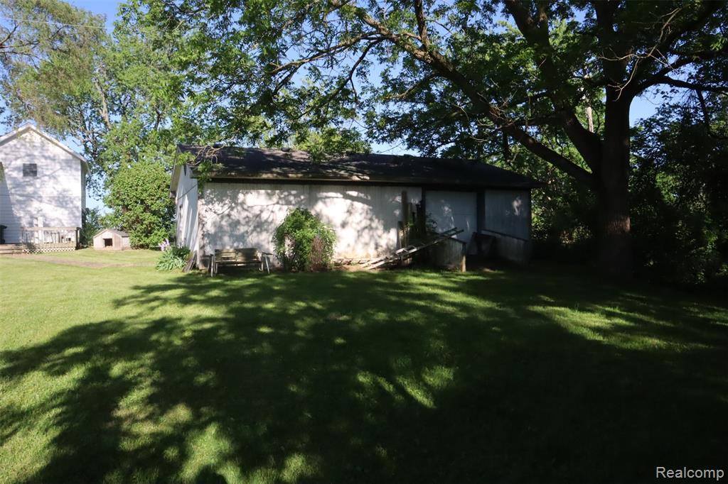 11921 Stow Road, Conway Township, MI 48872