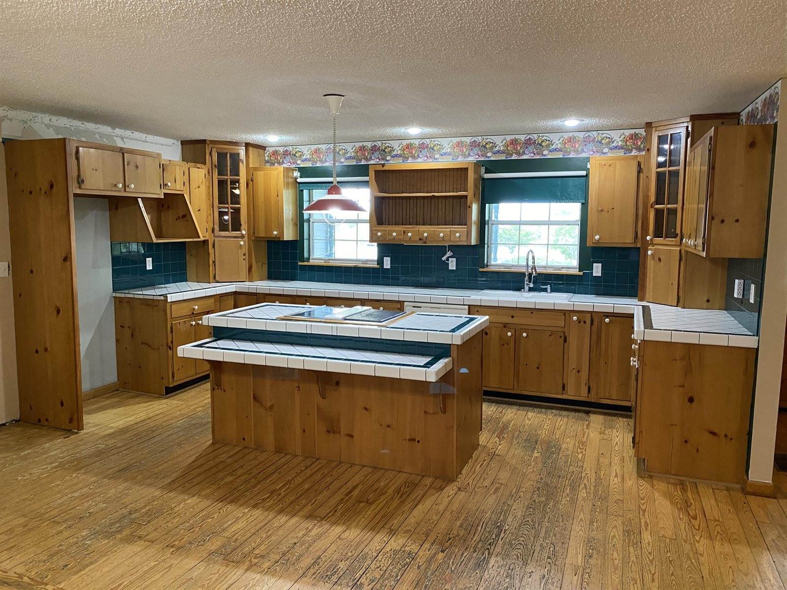 1623 Farming Rock Rd, Chickamauga, GA 30707