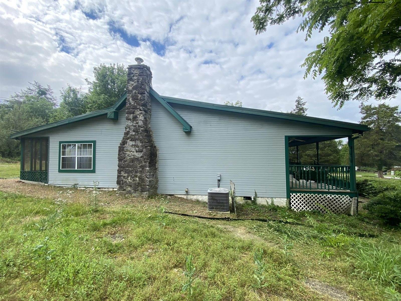 1623 Farming Rock Rd, Chickamauga, GA 30707