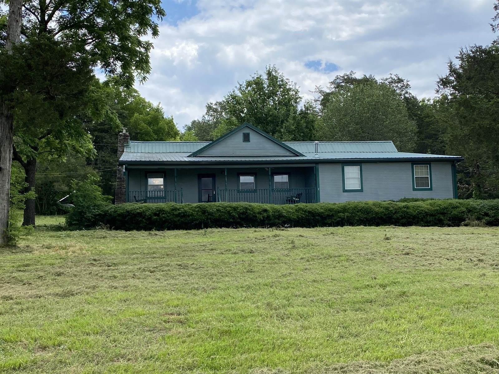 1623 Farming Rock Rd, Chickamauga, GA 30707