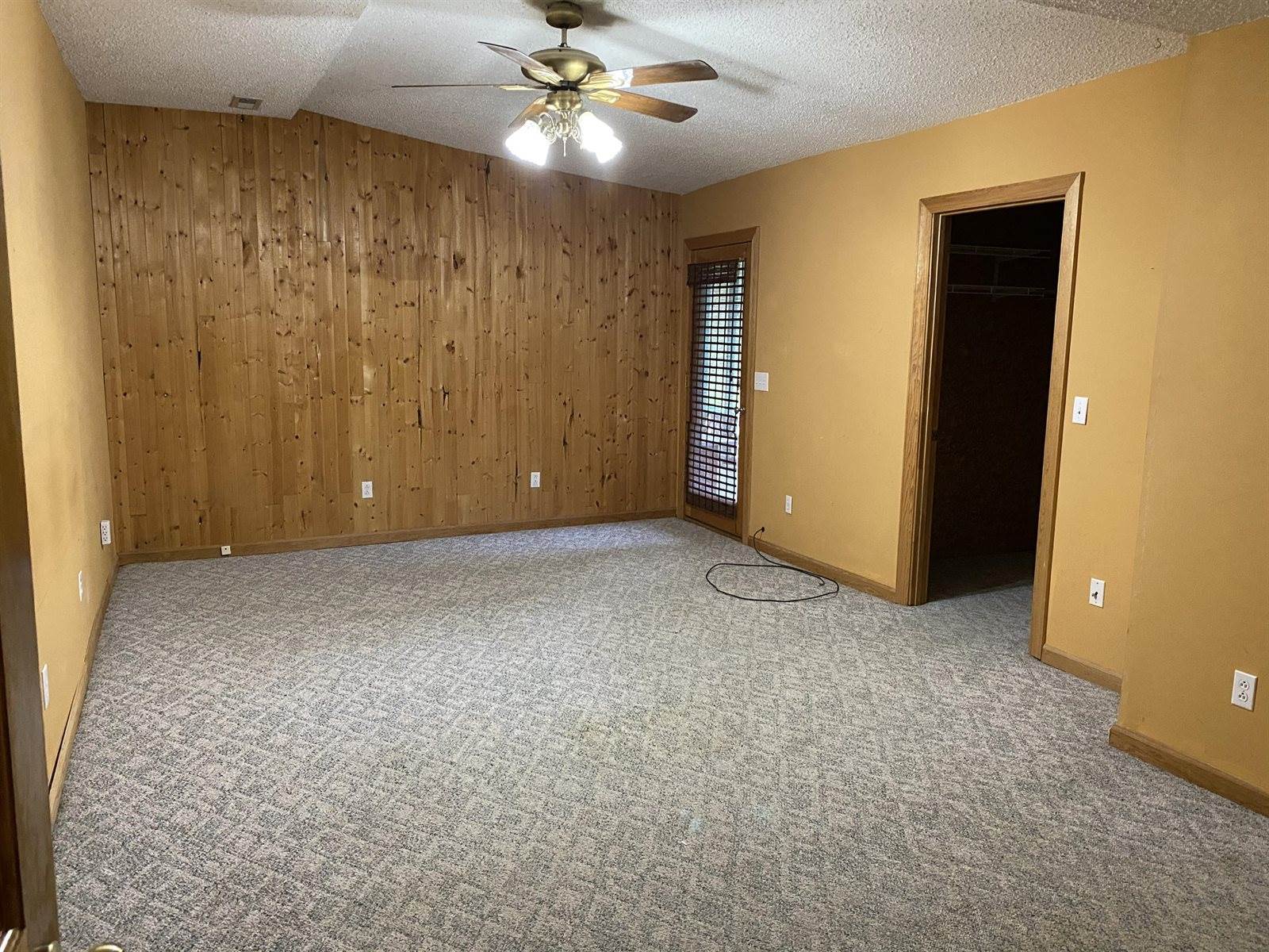 1623 Farming Rock Rd, Chickamauga, GA 30707