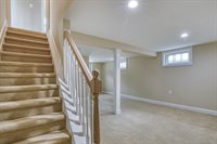 173 N 5TH, Bethpage, NY 11714