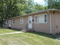 121 SW Roosevelt ST, Topeka, KS 66606