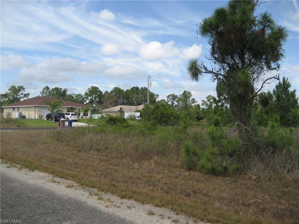 1239 Hathor Street East, Lehigh Acres, FL 33974