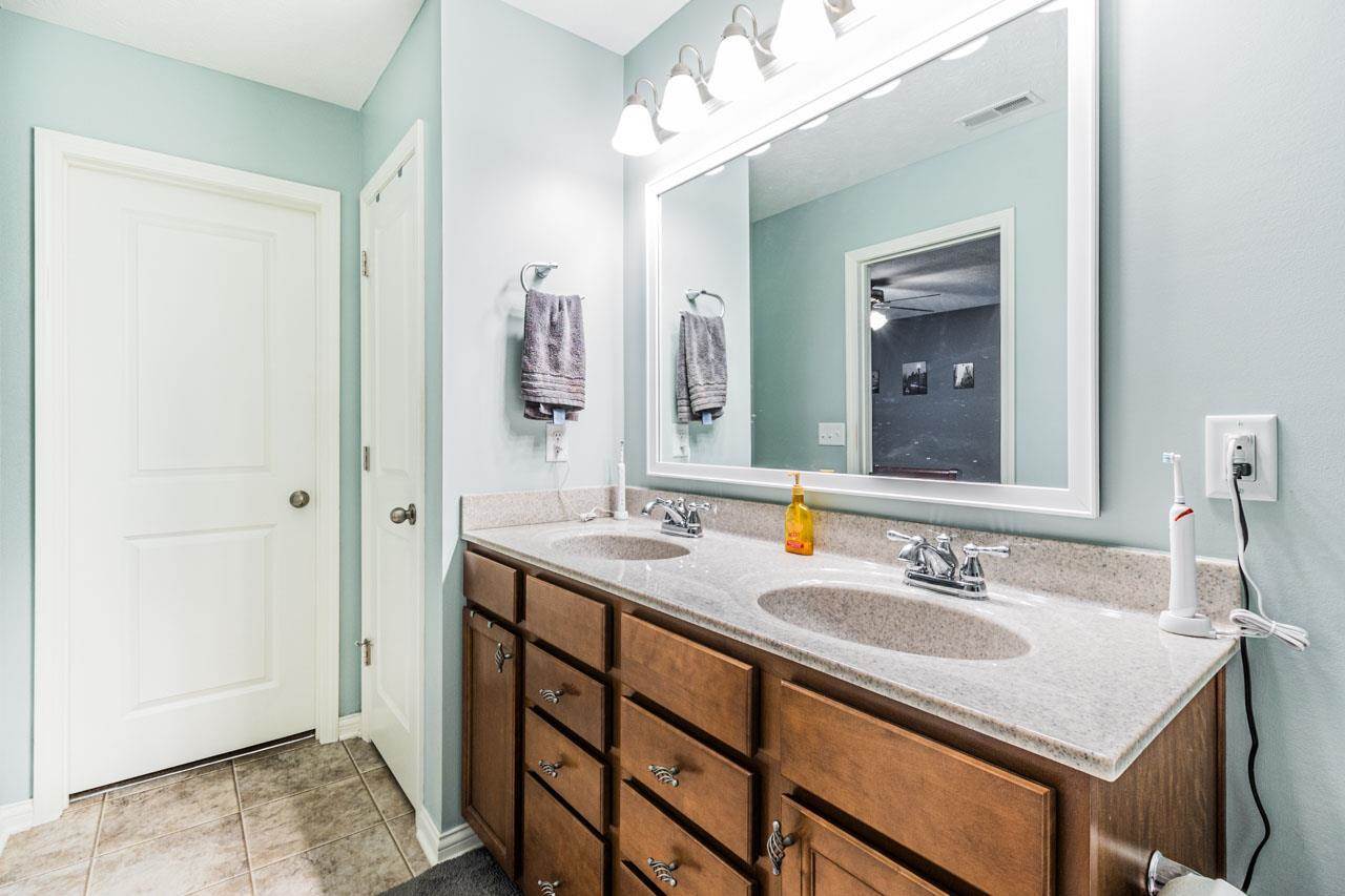 1274 Chicory Way, Bowling Green, KY 42104