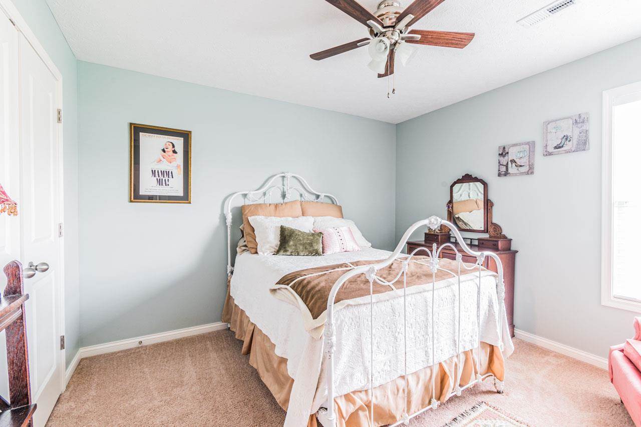 1274 Chicory Way, Bowling Green, KY 42104