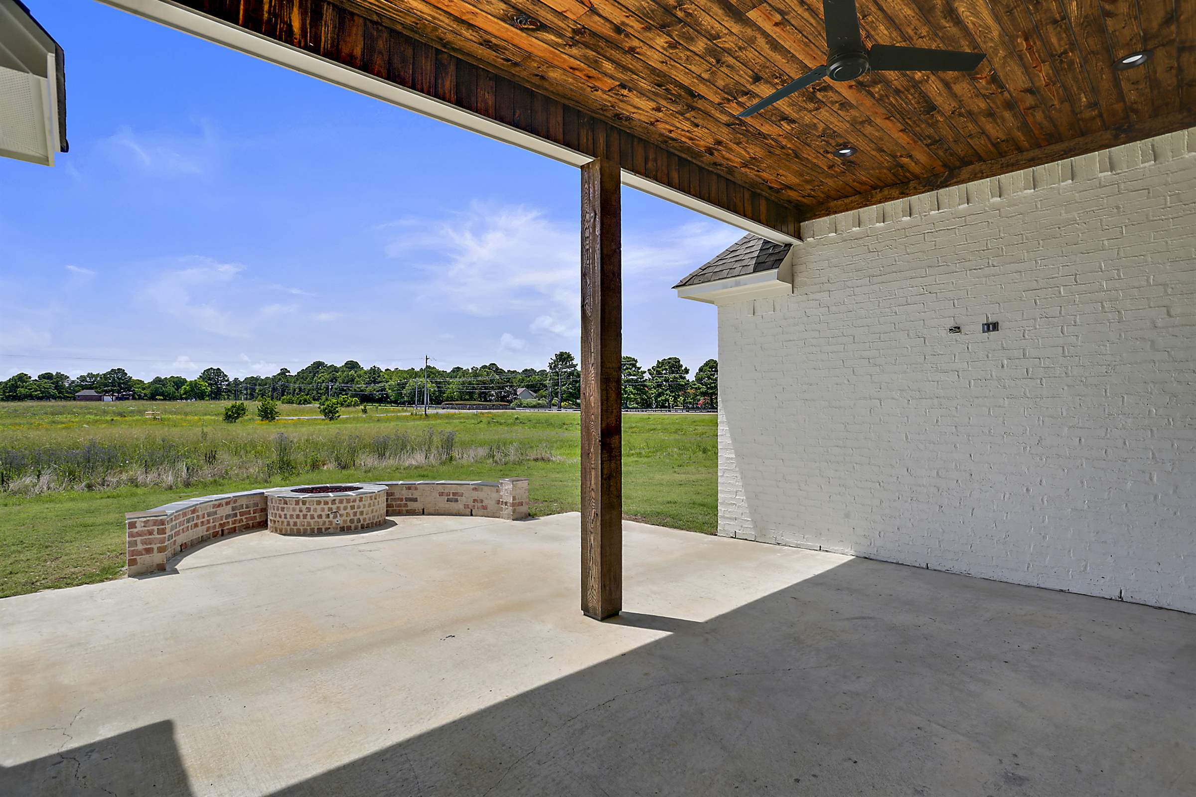 110 Anchor Ln, Brandon, MS 39047