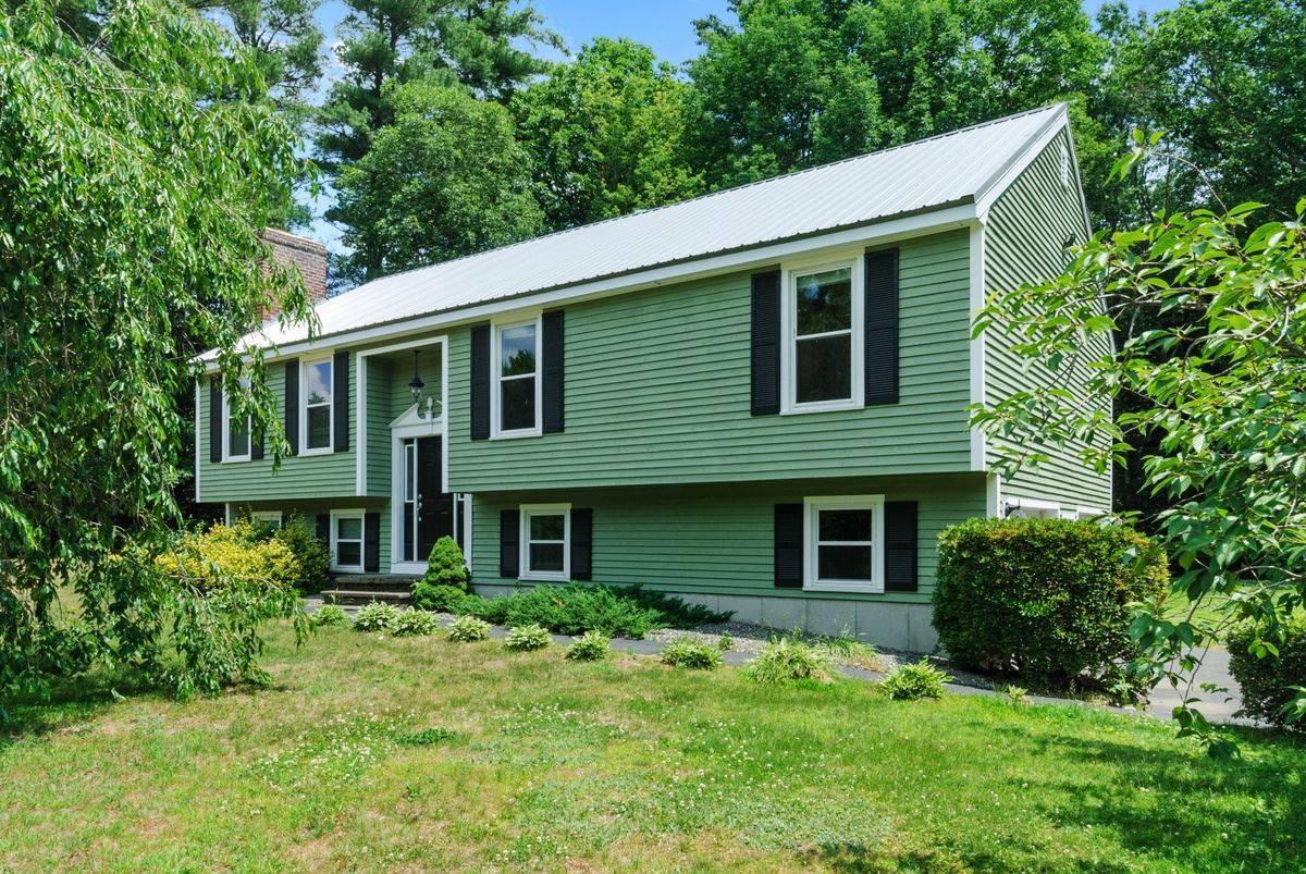 8 Kristopher Lane, Raymond, NH 03077