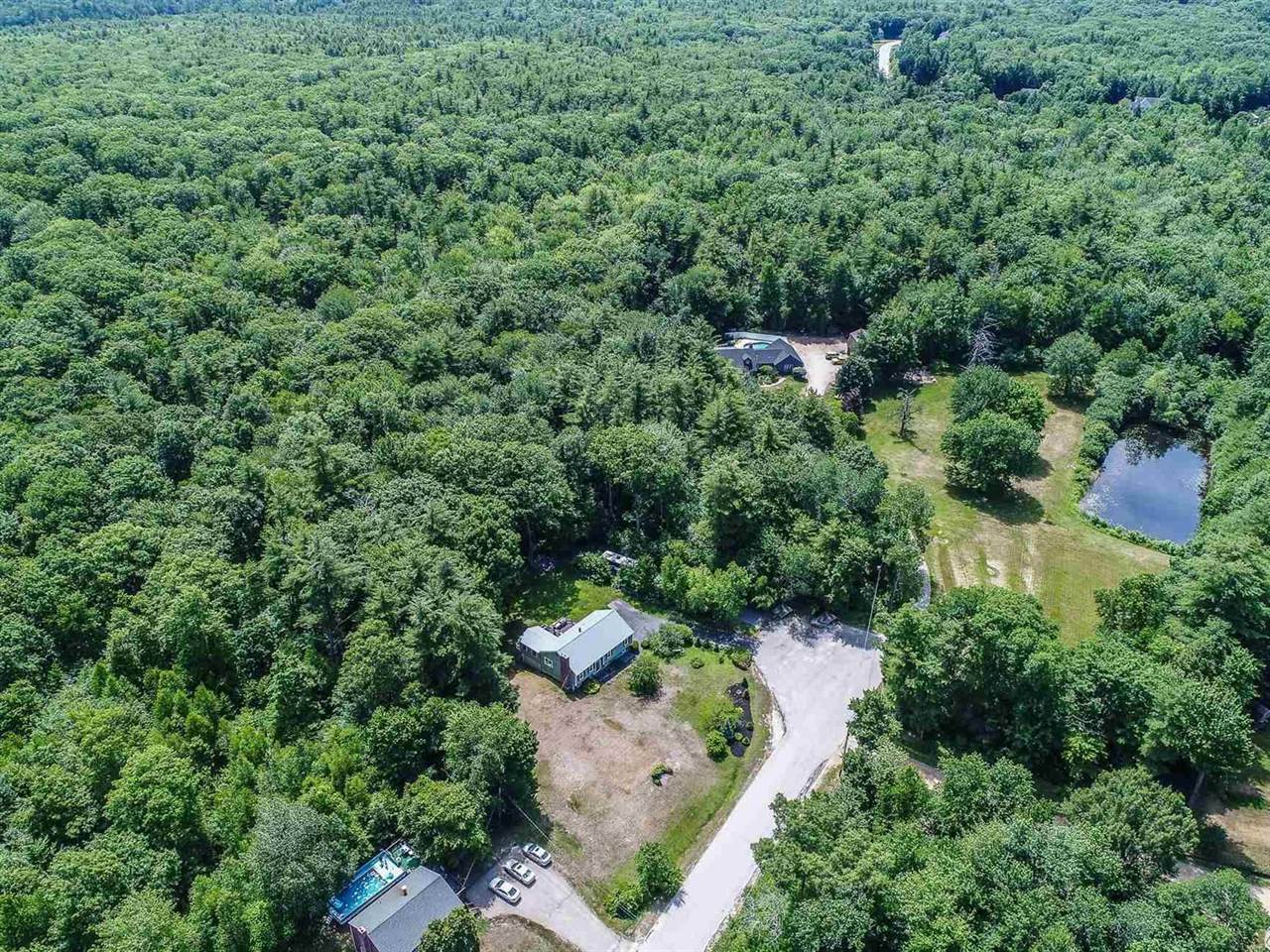 8 Kristopher Lane, Raymond, NH 03077