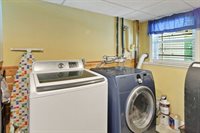 8 Kristopher Lane, Raymond, NH 03077