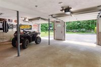 8 Kristopher Lane, Raymond, NH 03077