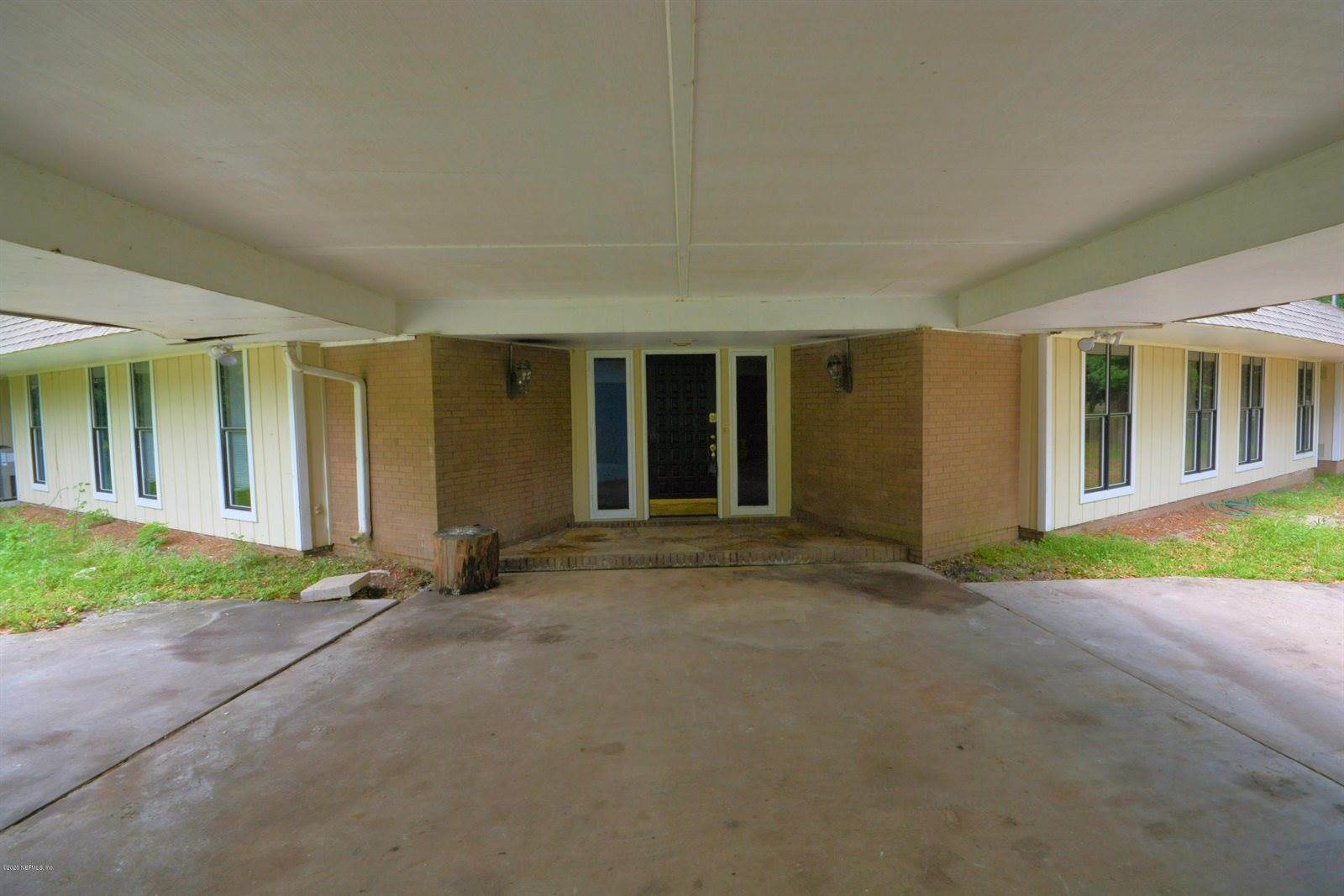 8623 Sanchez Rd, Jacksonville, FL 32217