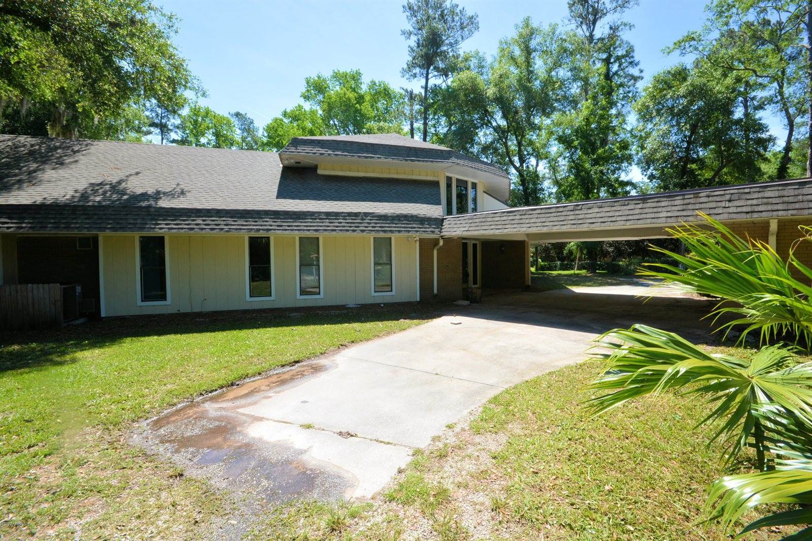 8623 Sanchez Rd, Jacksonville, FL 32217