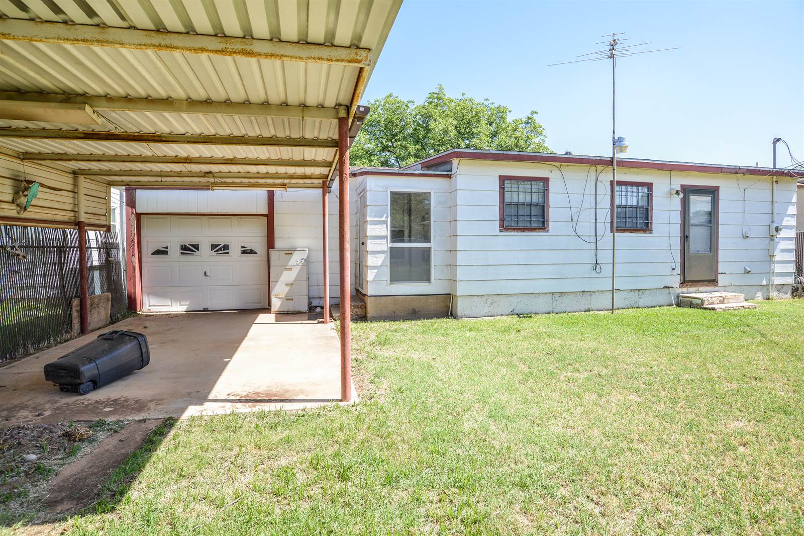 3004 East 2nd Street, Lubbock, TX 79403