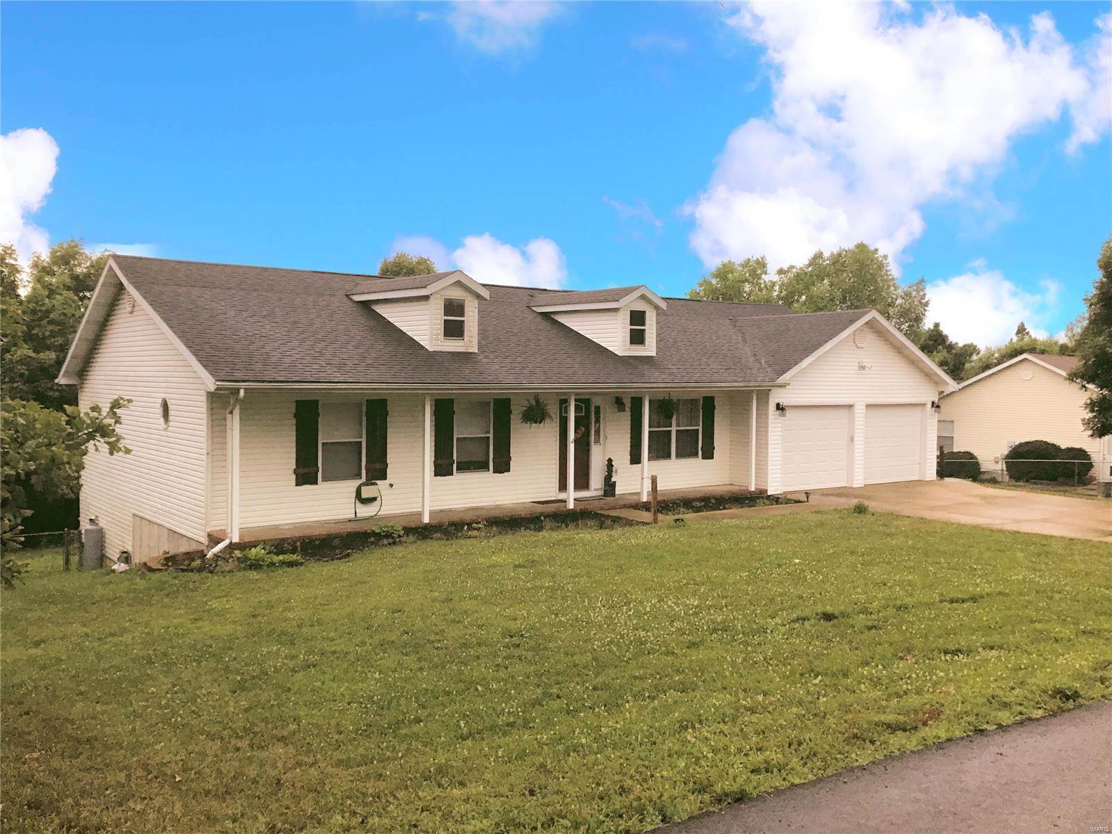 19620 Salem Road, Waynesville, MO 65583