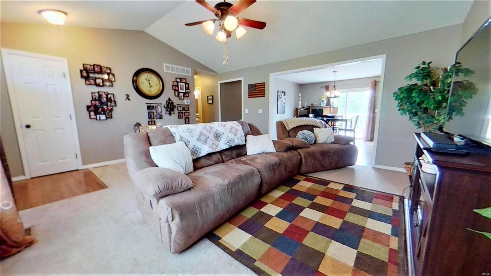 19620 Salem Road, Waynesville, MO 65583