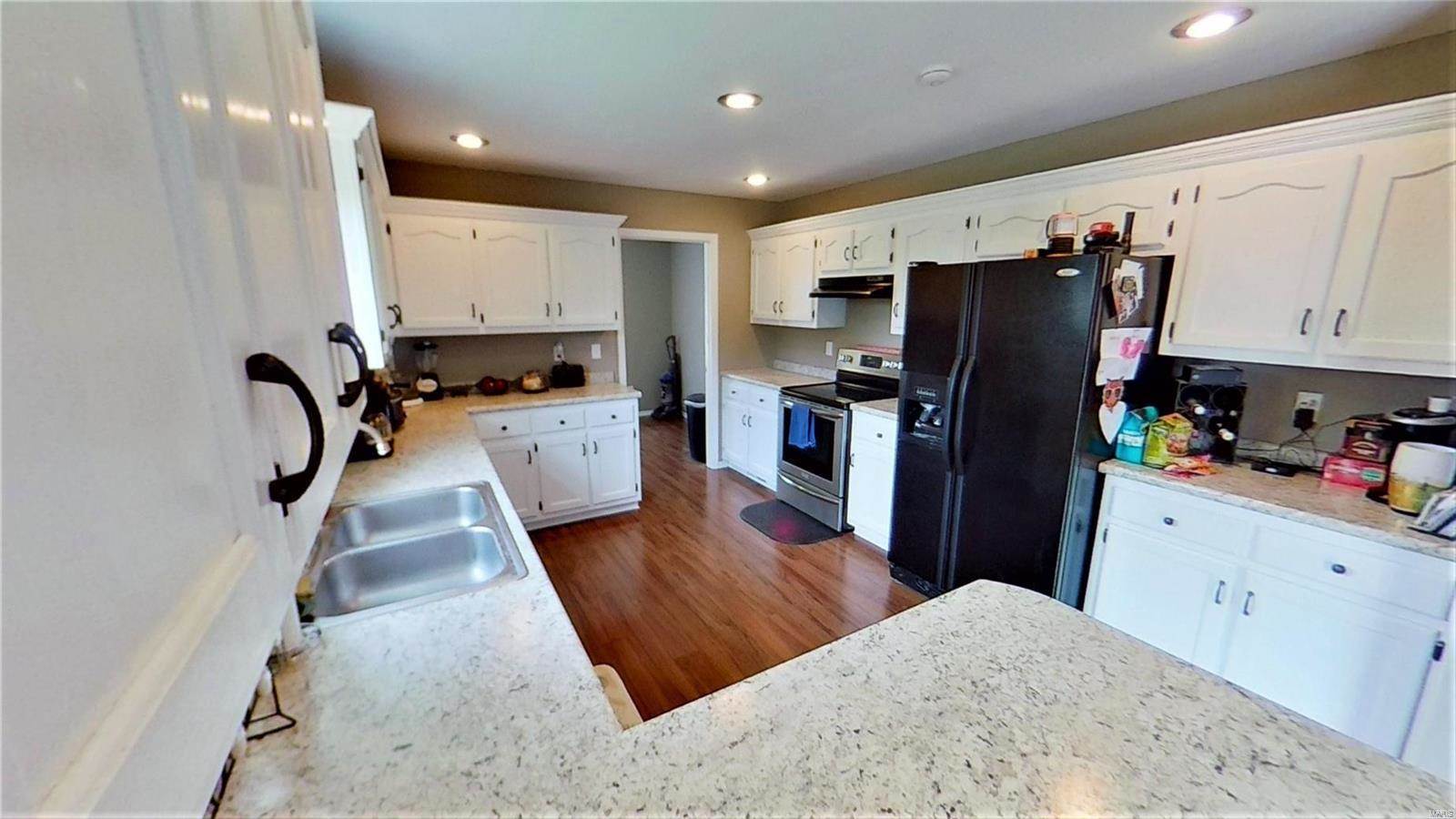 19620 Salem Road, Waynesville, MO 65583