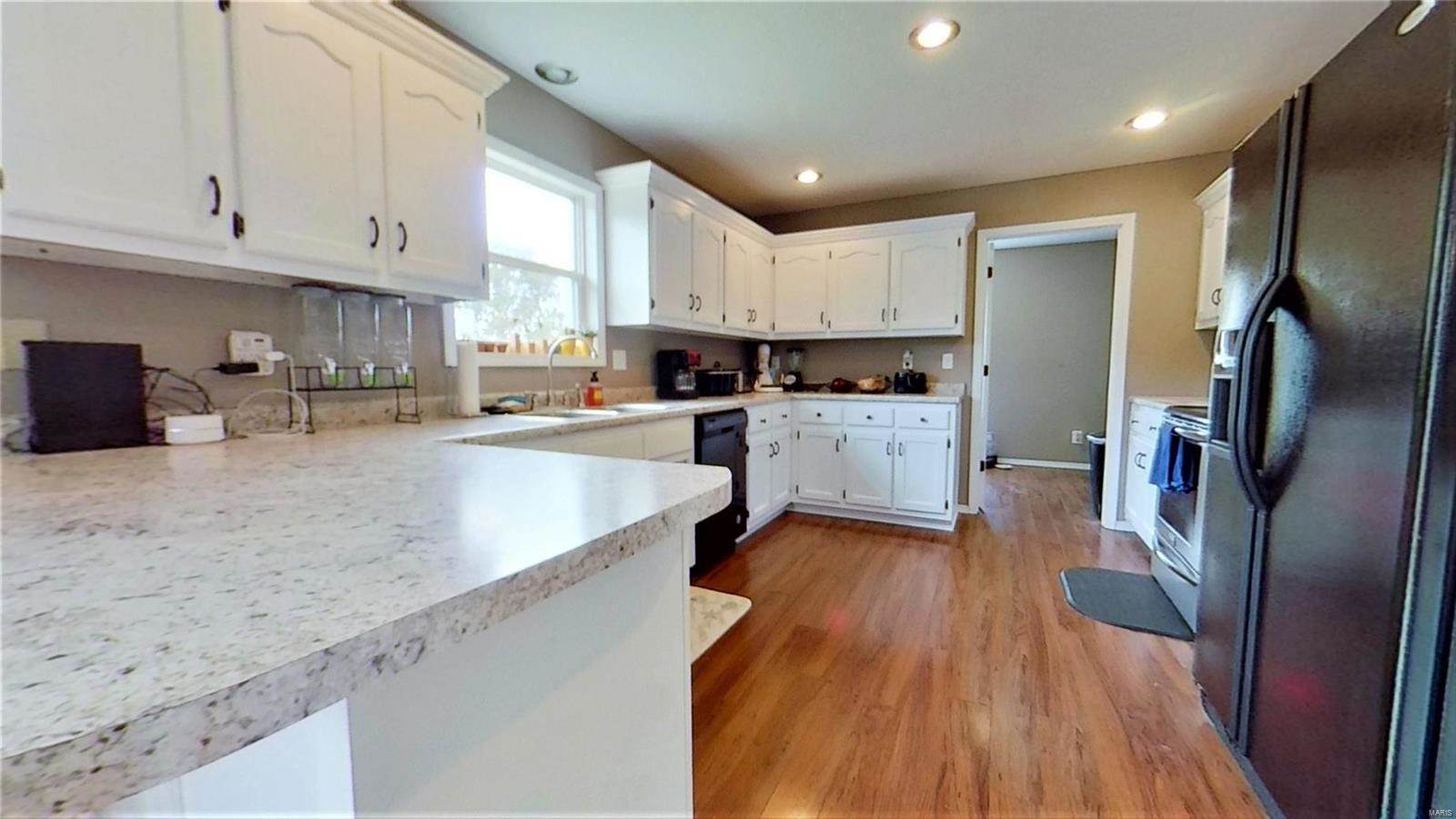 19620 Salem Road, Waynesville, MO 65583