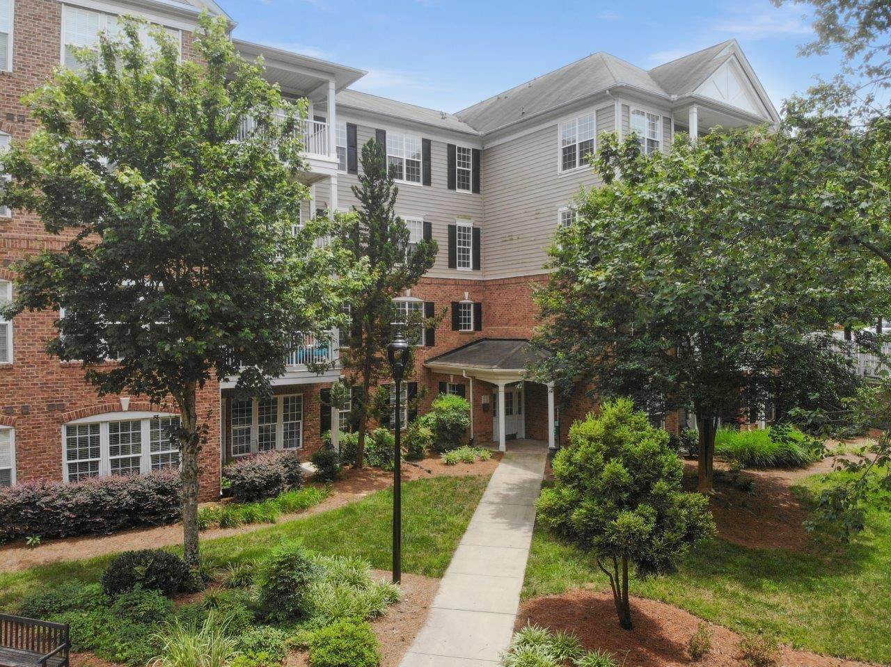 3210 Margellina Dr, Charlotte, NC 28210