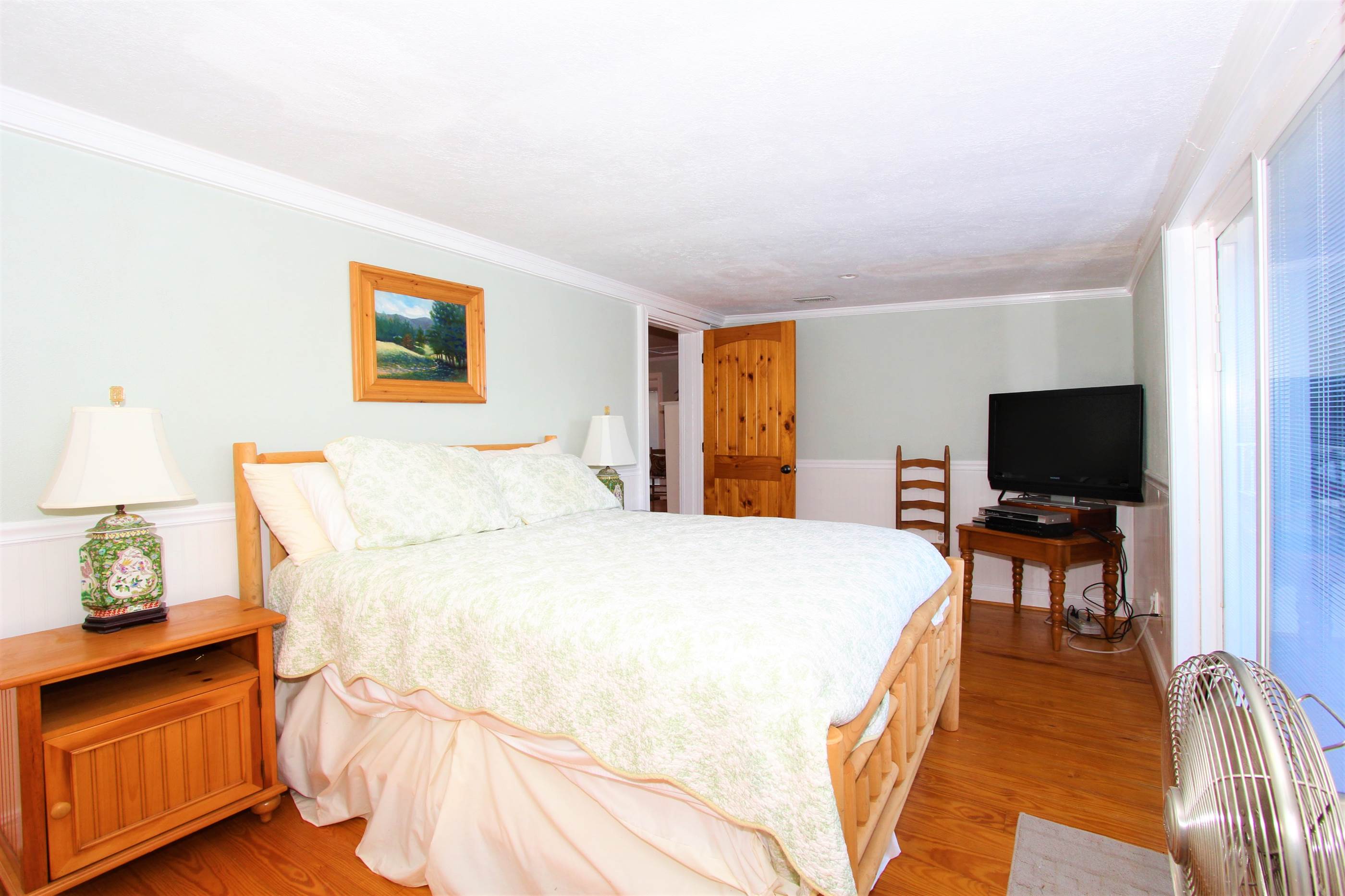 1463 Sunrise Loop, Lynch Station, VA 24571