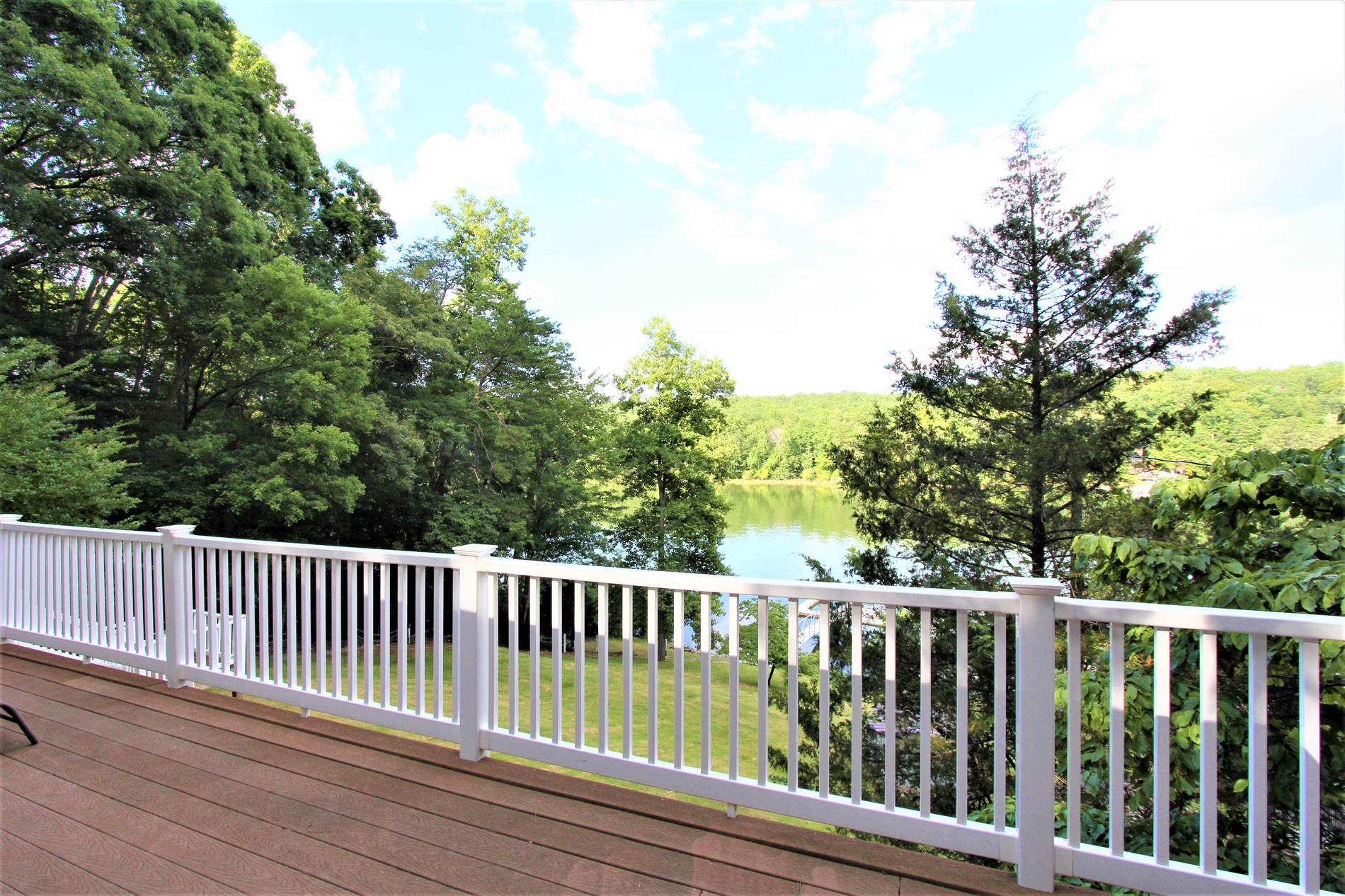 1463 Sunrise Loop, Lynch Station, VA 24571