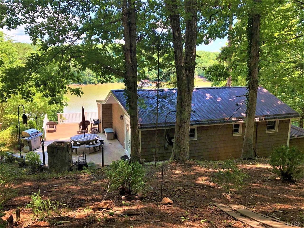 1463 Sunrise Loop, Lynch Station, VA 24571