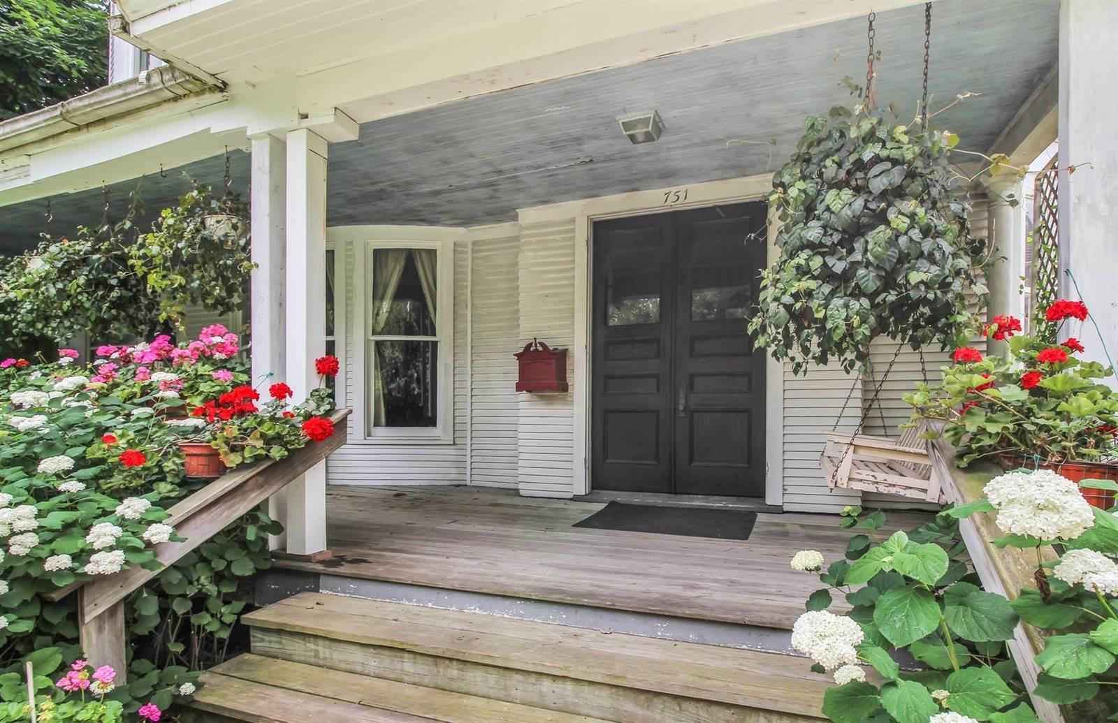 751 Lincoln, Freeport, IL 61032 Listings NextHome First Class