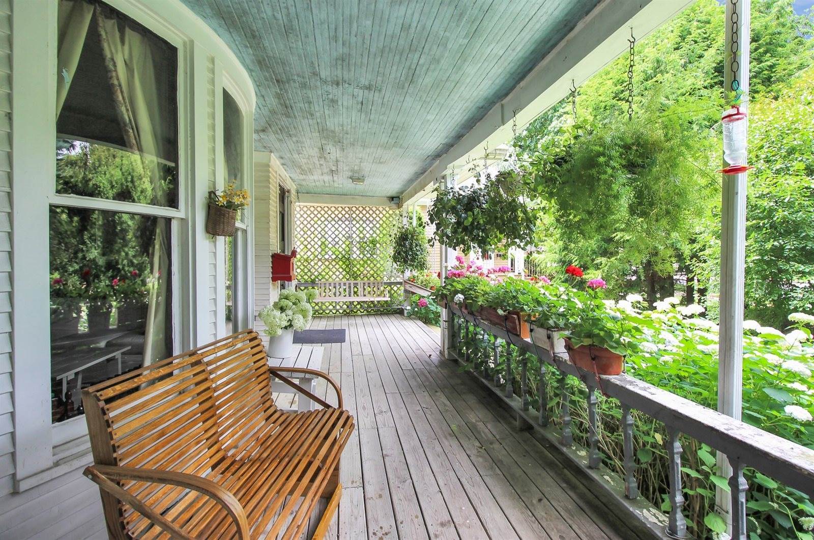 751 Lincoln, Freeport, IL 61032 Listings NextHome First Class