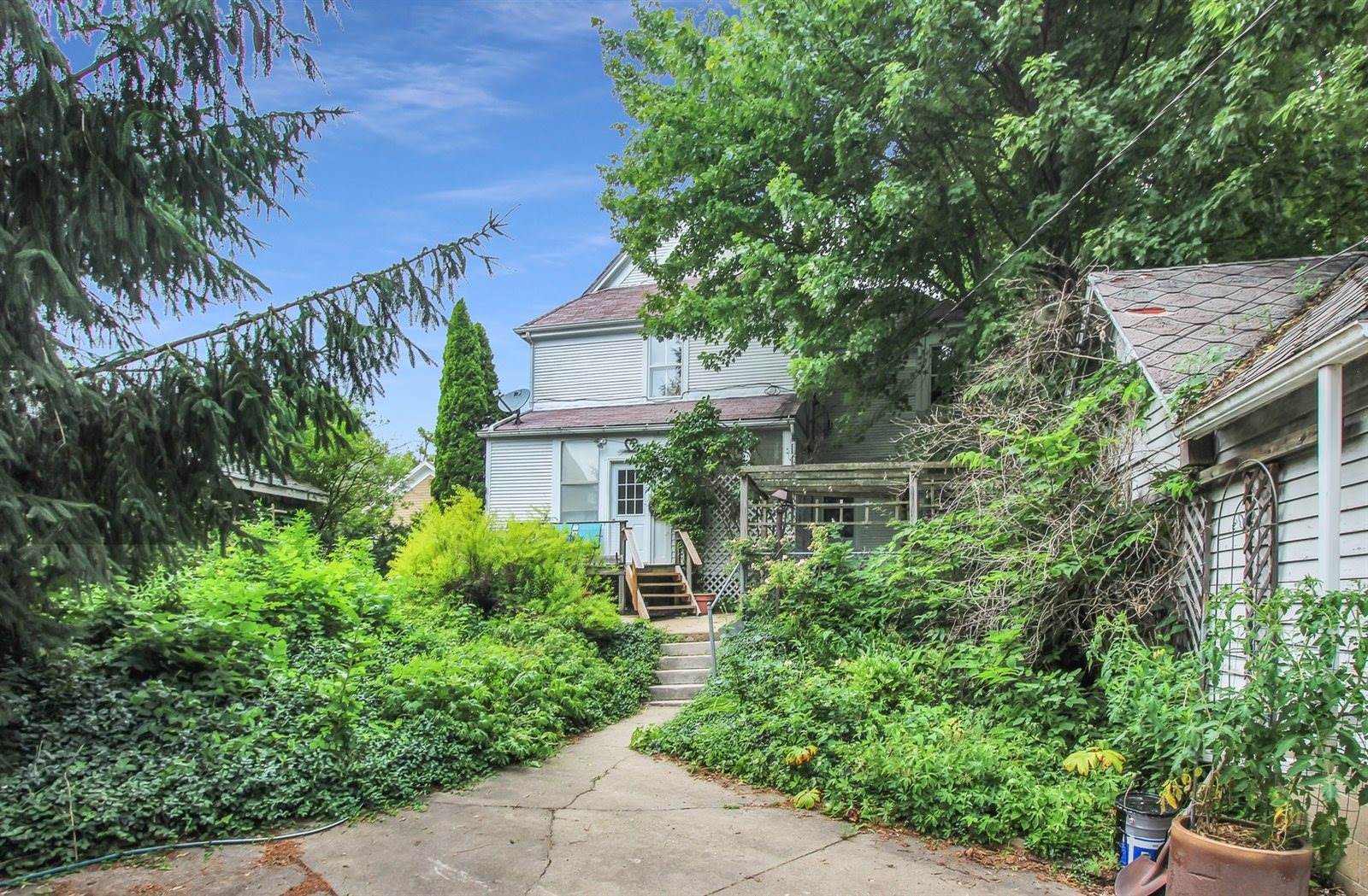 751 Lincoln, Freeport, IL 61032 Listings NextHome First Class