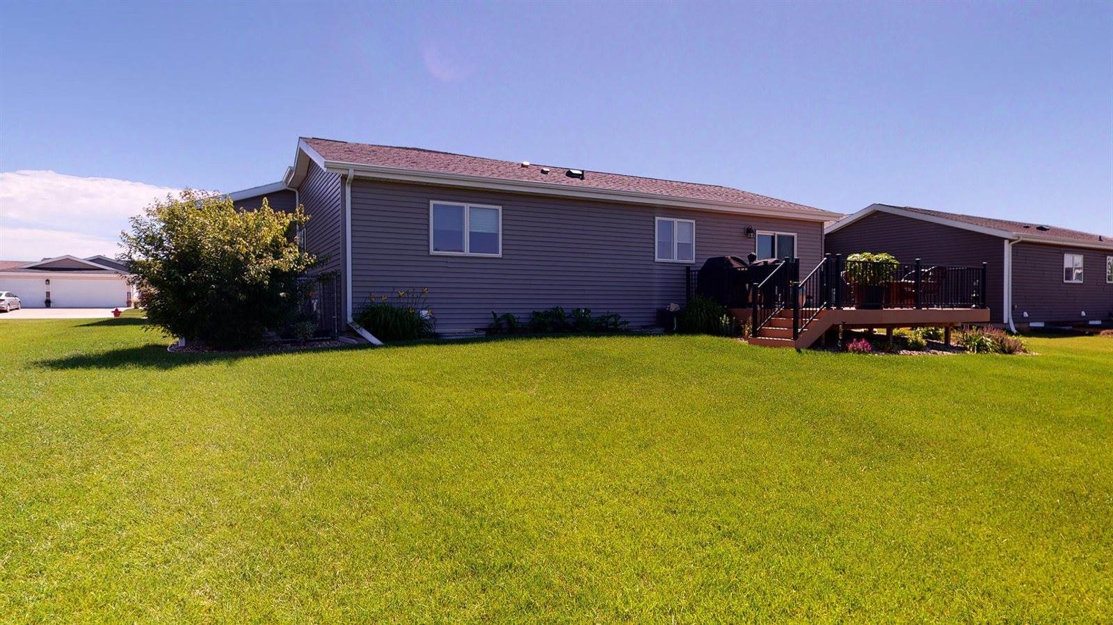 3400 Doubleday Drive, Bismarck, ND 58503