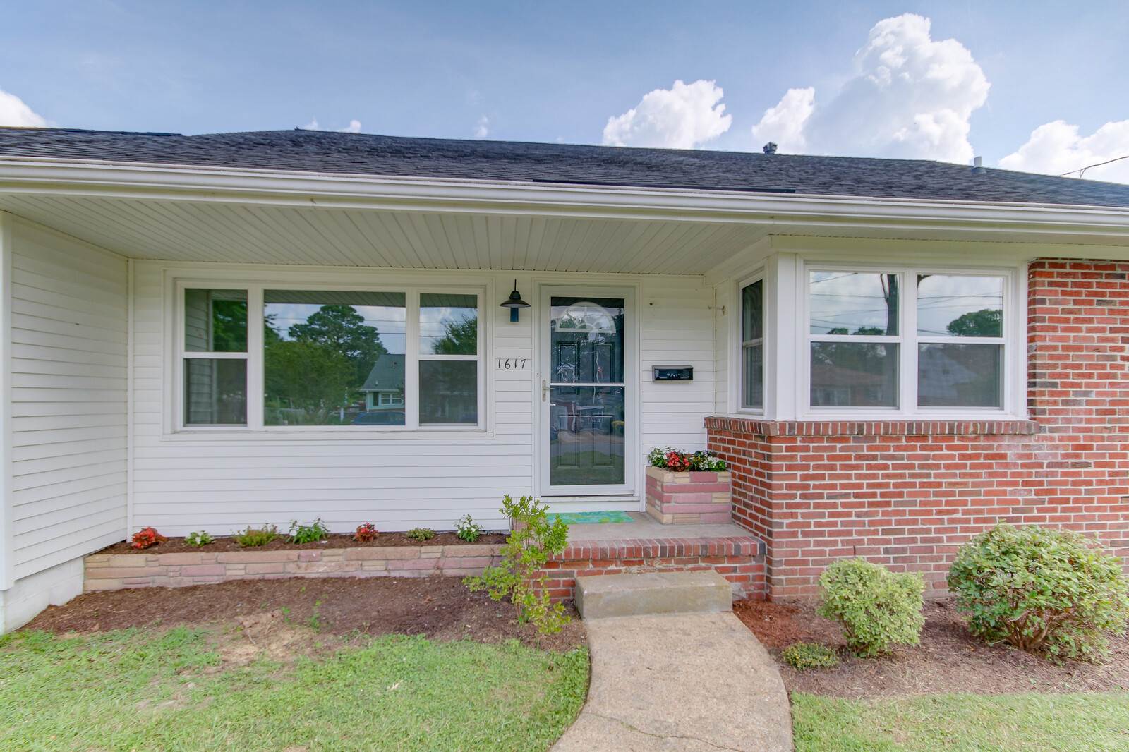 1617 Skyline Drive, Norfolk, VA 23518