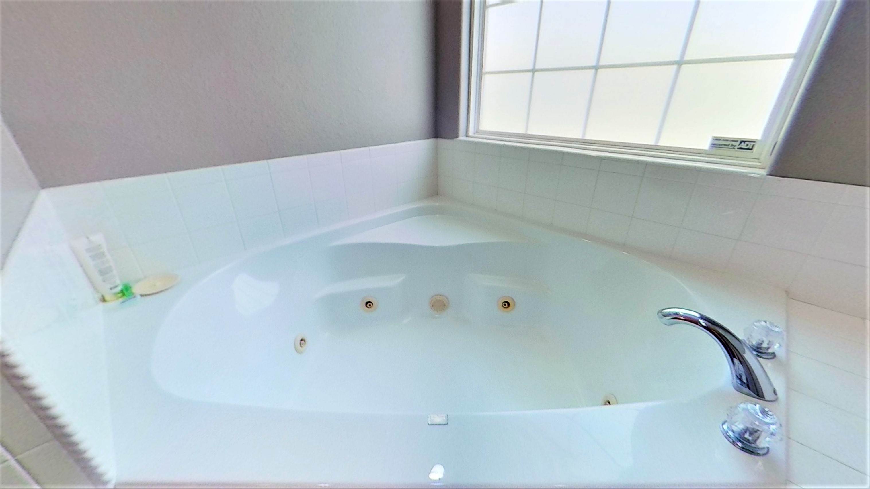 18430 Charity Drive, Dixon, MO 65459