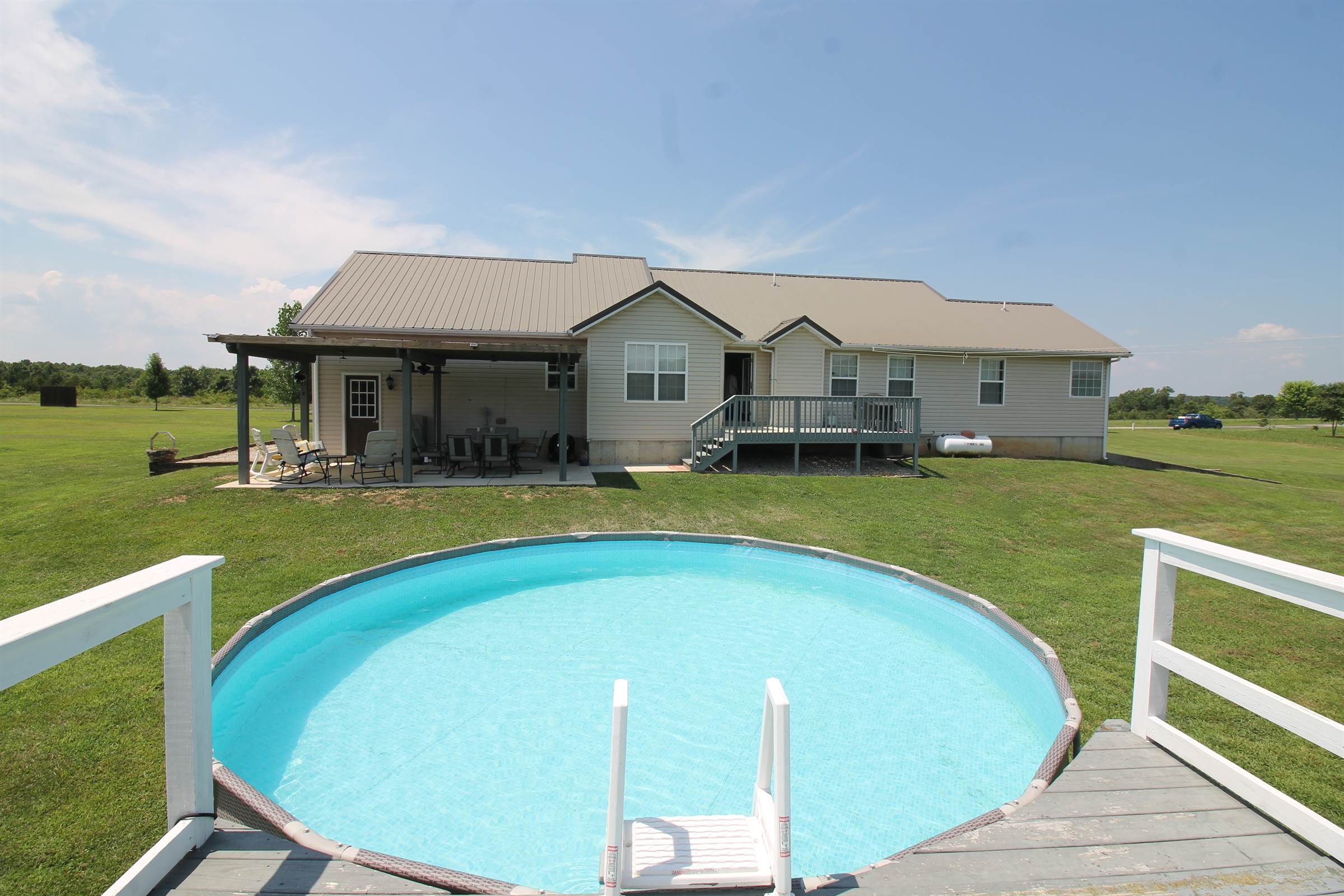 18430 Charity Drive, Dixon, MO 65459