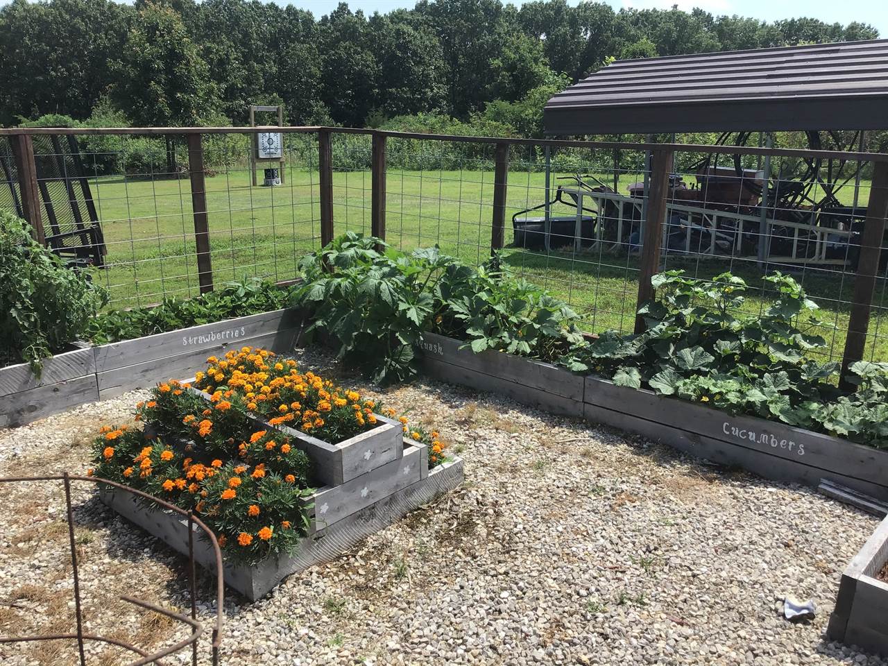 18430 Charity Drive, Dixon, MO 65459